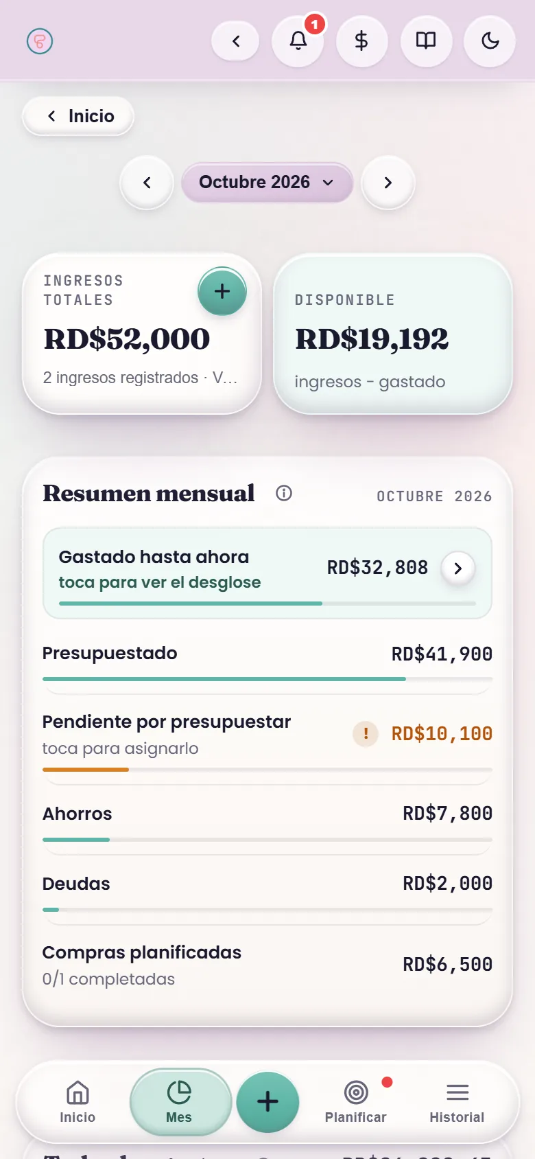El gestor de gastos de Planifesto abierto en un teléfono: el mes con lo disponible, ingresos y gastos
